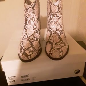 Style&Co. Women Shoe Never Worn